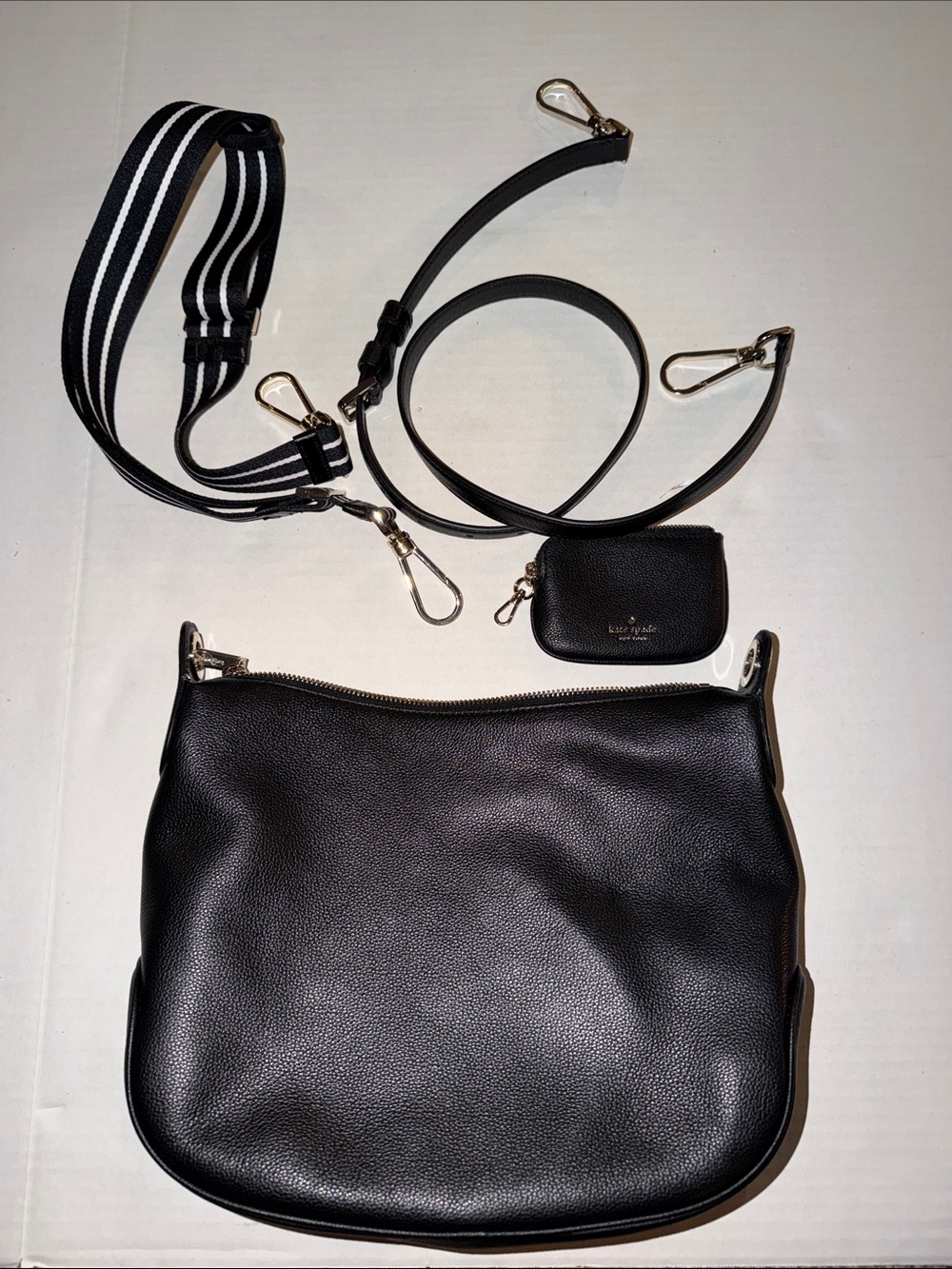 kate spade black pebble leather shoulder bag with striped and leather straps - Picture 2 of 5